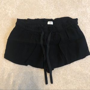 Aritzia- Wilfred Shorts